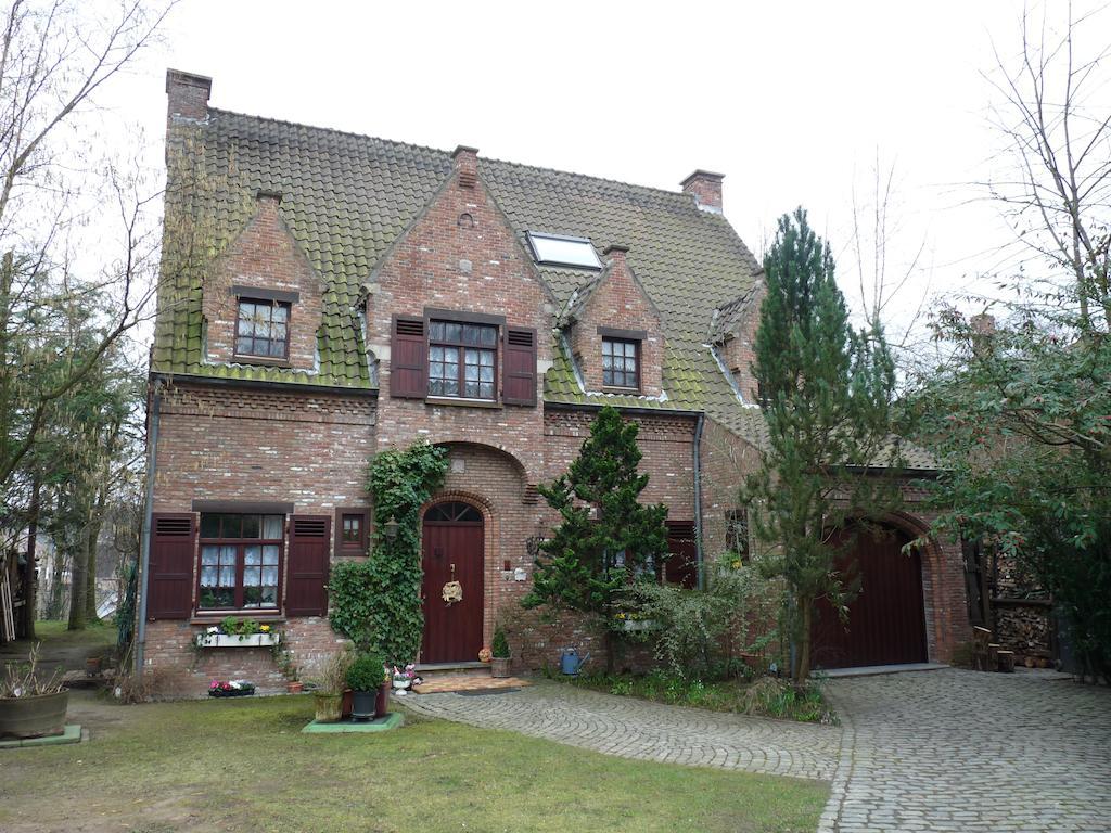 B&B 'T Nieuw Lijsternest Wezembeek-Oppem Exterior foto