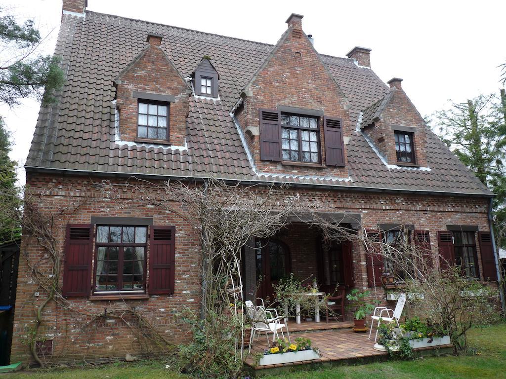 B&B 'T Nieuw Lijsternest Wezembeek-Oppem Exterior foto